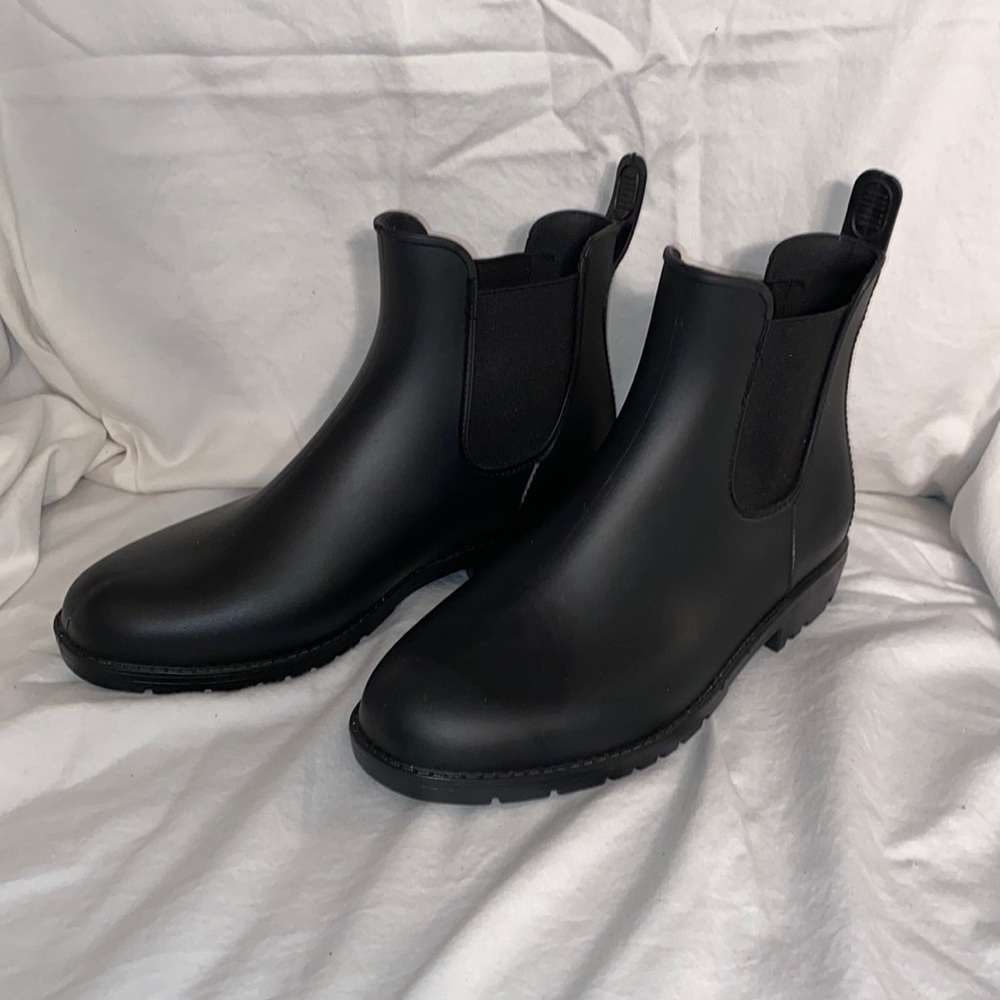 Capelli New York Chelsea Matte Black Waterproof Slip-on Boot